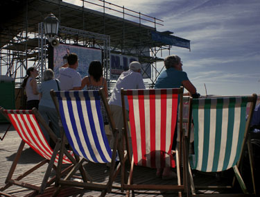 http://www.xyzbrighton.com/DECKCHAIRS.jpg